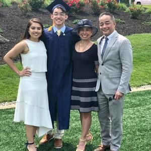 Meet your Posher, Monique